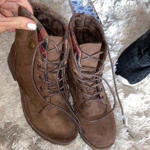 Rock & Candy short lace up boots